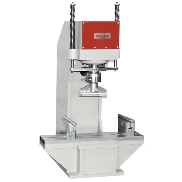 Mesin Uji Lentur Servo-Hidrolik BCO-FO untuk Pengujian Kuat Lentur Beton dan Material Konstruksi | SERVO-HYDRAULIC FLEXURAL TEST MACHINE – BCO-FO BESMAK