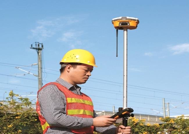 Peralatan Survei GPS RTK Receiver GNSS Gold V60 - Gambar 4