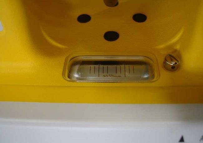 Total Station Presisi Tinggi (Akurasi 2 Detik) Gold ZTS-320R - Gambar 4